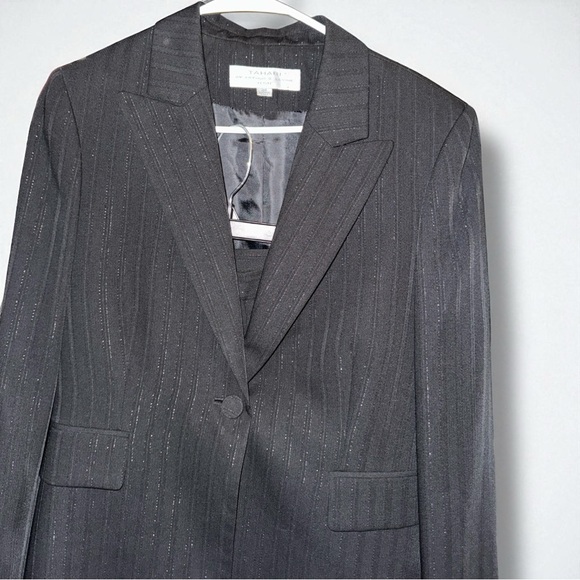 Elegant Tahari ASL Size 12 Petite Black Silver Lurex Pinstripes Dressy Pantsuit - Picture 8 of 16
